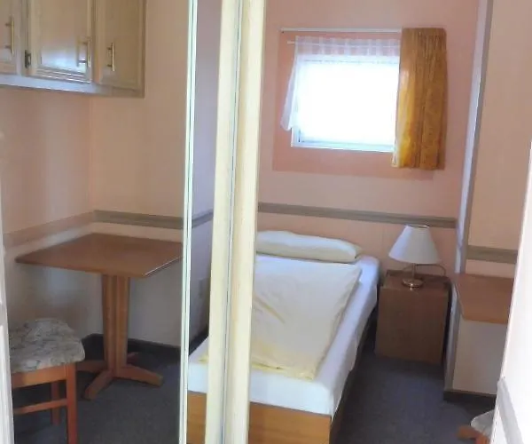 Gasthof Direkt Am Beetzsee Radewege